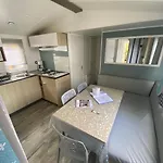 Le Repos Kamp alanı