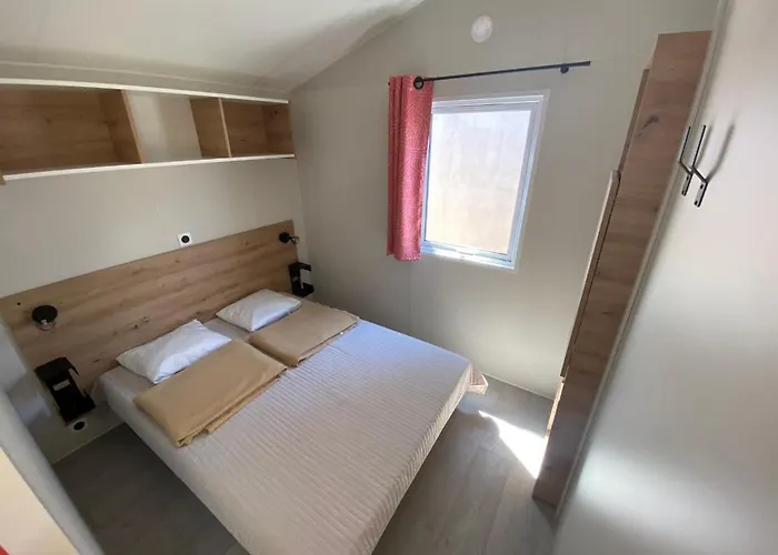 אתר קמפינג Le Repos סן-פאלה-סור-מר