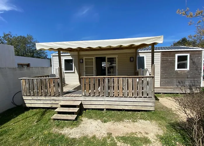 Le Repos אתר קמפינג