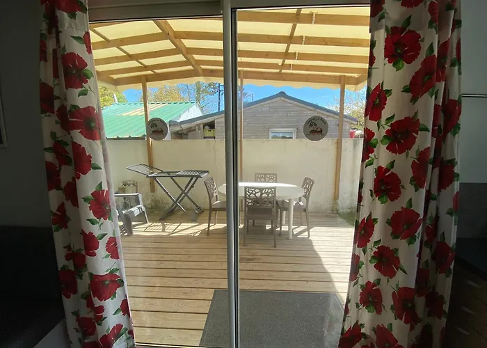 אתר קמפינג Le Repos סן-פאלה-סור-מר