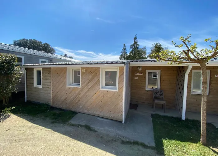 אתר קמפינג Le Repos 2*